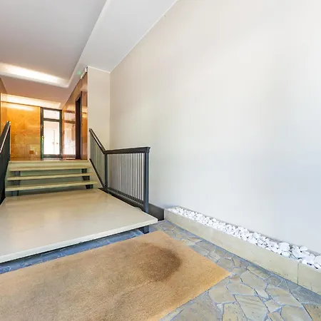 1 Apartment Lecco