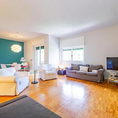 1 Apartment